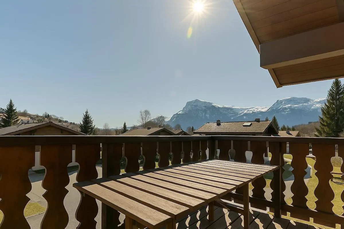 Appartement Avec Superbe Vue Montagne Arâches